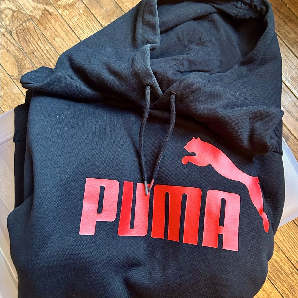 Puma sweatshirt